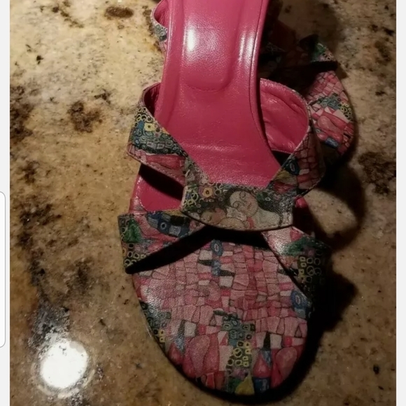 ICON BRAND Art-To-Wear LEATHER Pink HEELS 6B - Picture 1 of 3